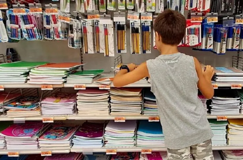 Caro-scuola 2026, il 17 settembre suona la campanella, ma quante spese per i libri: si arriva a 533 euro